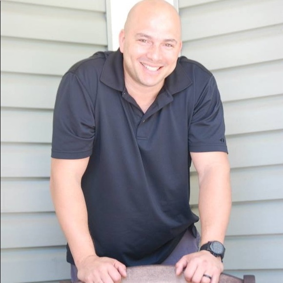 Meet your Posher, Bobby - Picture 1 of 1